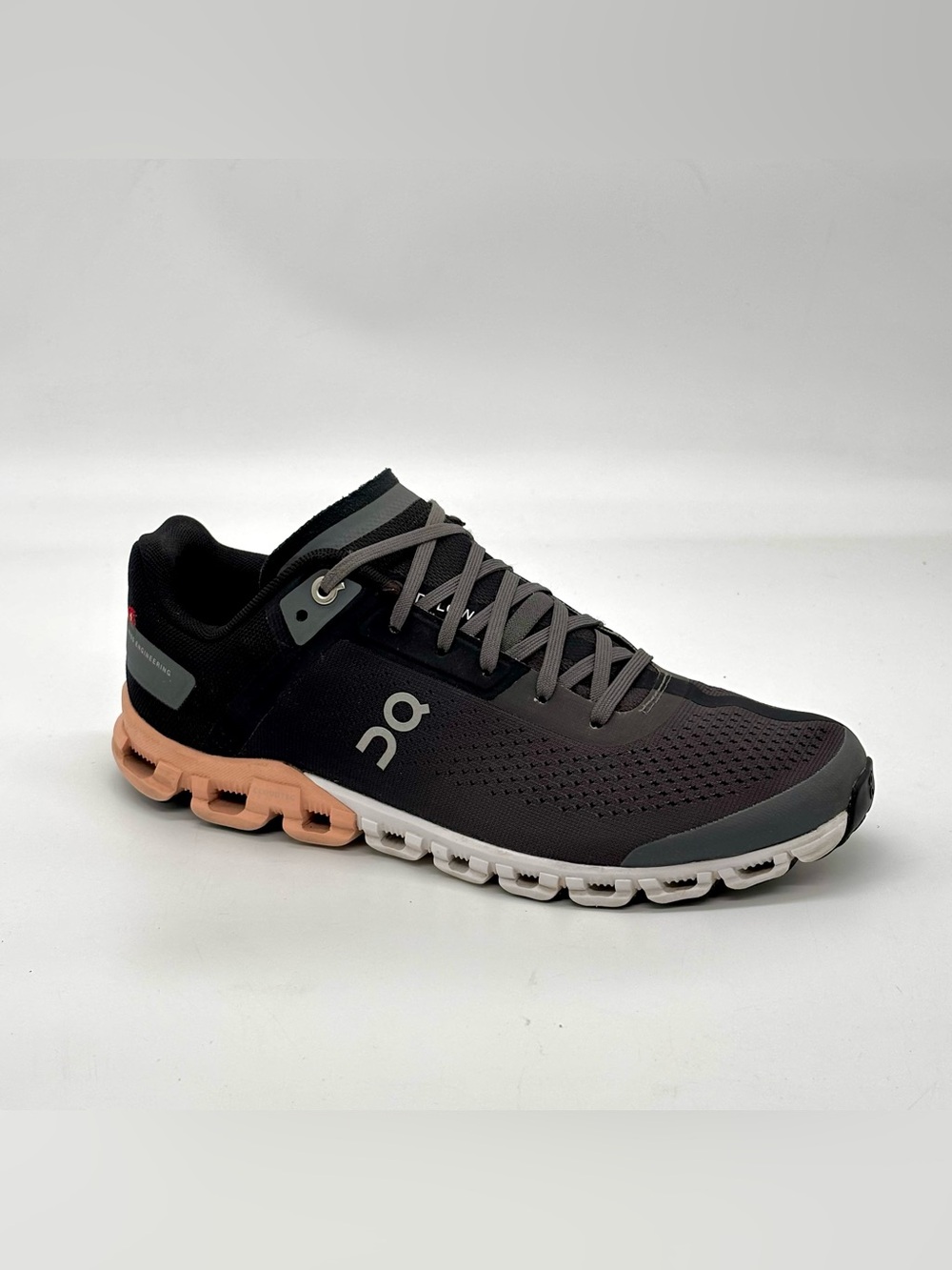 On Cloudflow Sneaker